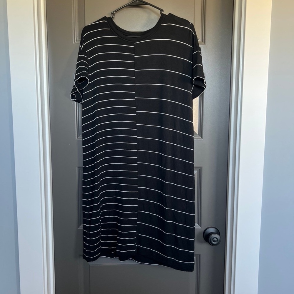 Lou and Grey L Striped Dress
